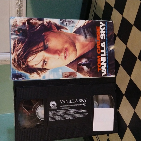 Vanilla Sky 2001 ‧ Thriller/Sci-fi ‧ 2h 16m VHS tape - Picture 3 of 5